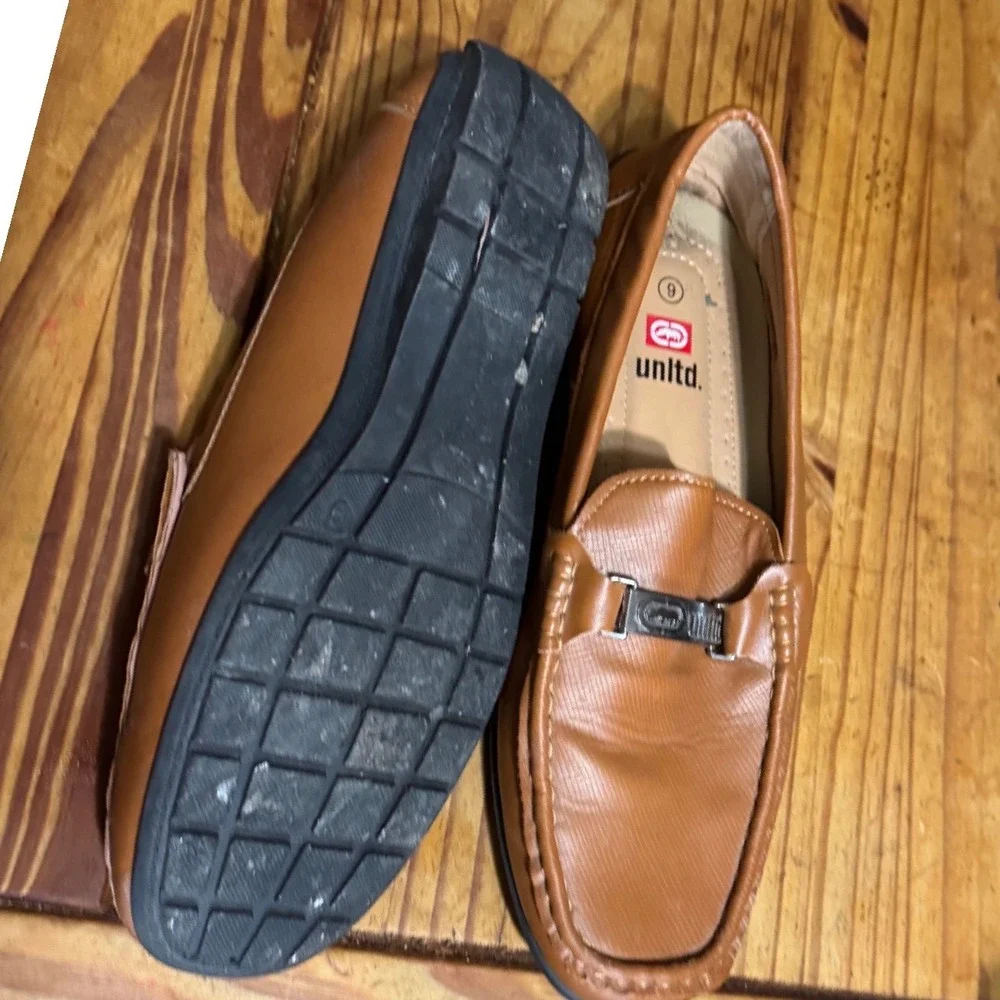 Ecko Unltd Mens Loafers Size 9 Aldway-11M Driving Mocs Tan Brown Metal Bit